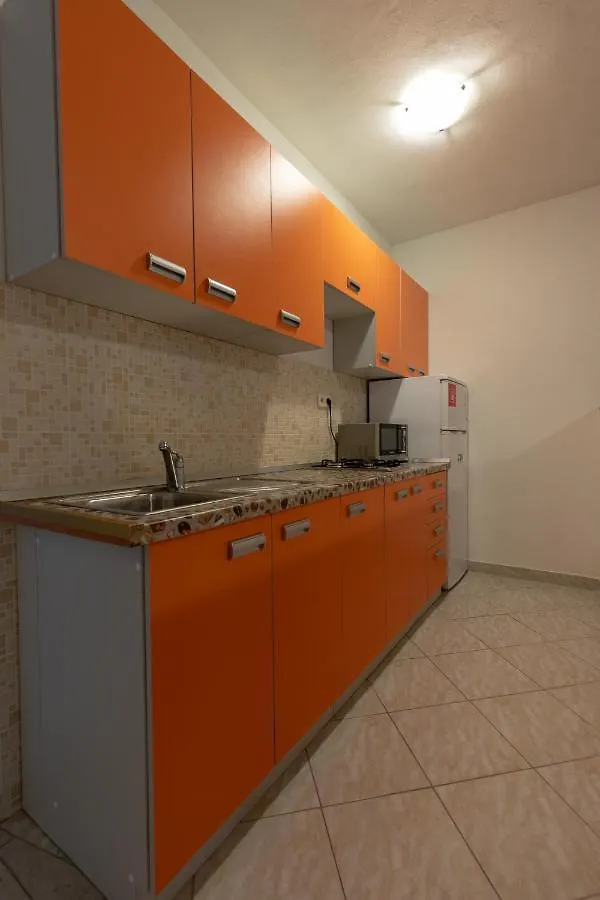 Apartman Kristo Vir 0*,