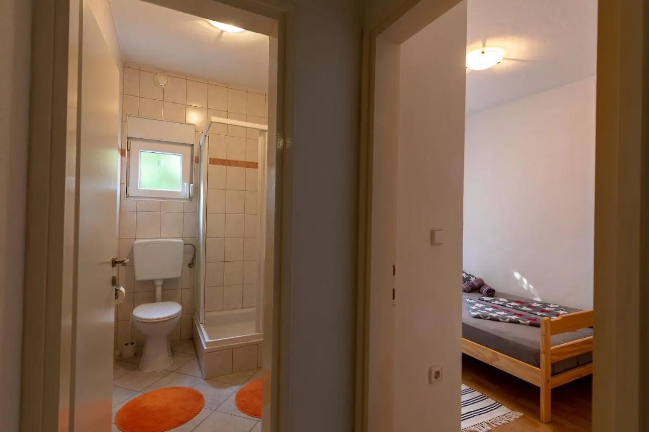 Apartment Apartman Kristo Vir