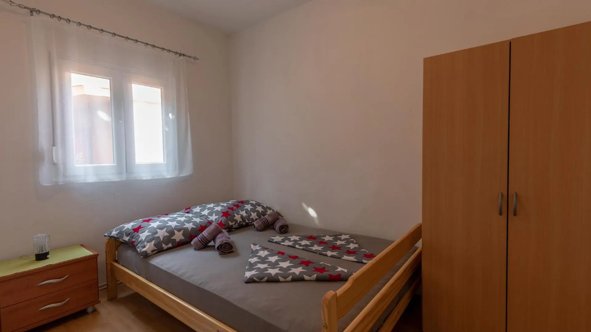 Apartment Apartman Kristo Vir