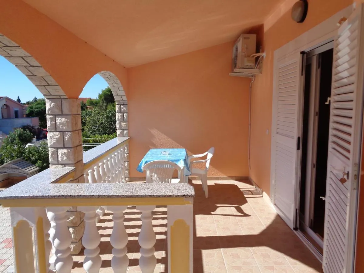 Apartman Kristo Vir Apartmán